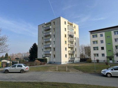 3-Zimmer-Wohnung mit Balkon und wunderbarer Fernsicht in Görlitz - Provisionsfrei für Käufer!