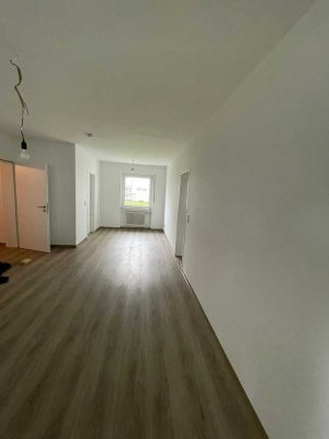 4 Zimmer Wohnung mit Balkon