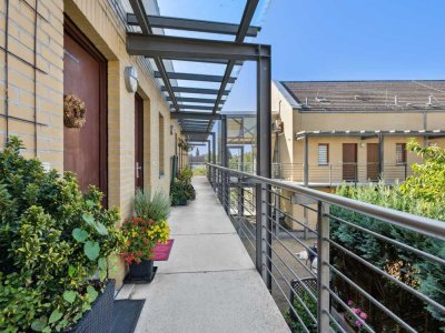 Lichtdurchflutete 2-Zimmer-Maisonettewohnung mit Balkon und TG-Stellplatz in Schöneiche bei Berlin