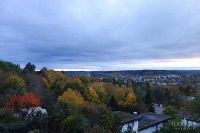 Fantastischer Panoramablick in ruhiger Wohnlage!