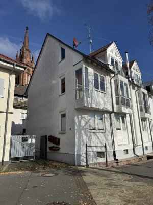 Wunderschöne 3 Zimmer Maisonette Wohnung in der Langener Altstadt