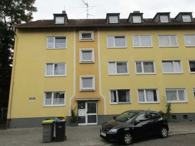 Ansprechende Wohnung mit drei Zimmern und Balkon zum Kauf in Essen