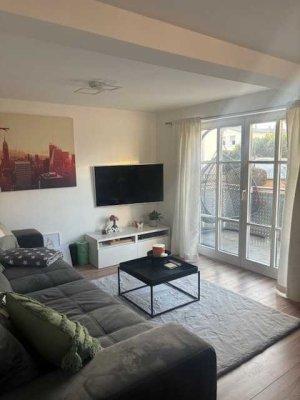 Schöne 2-Zimmer-Wohnung mit Balkon und Einbauküche in Bad Homburg / Ober-Eschbach