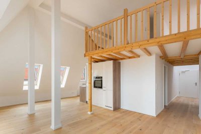 Hier lässt es sich wohnen – Ihr Zuhause mit Dachterrasse und Galerie im schönen Wilmersdorf