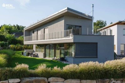 Modernes, einzigartiges Architektenhaus mit Fernblick bis zum Neusiedlersee und separater Praxis/Ordination etc.