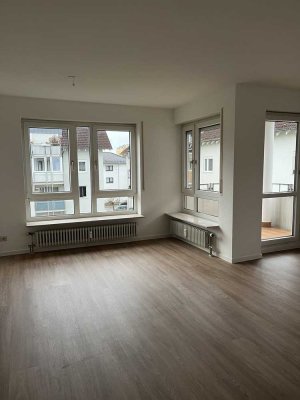 Ansprechende und sanierte 2-Zimmer-Wohnung mit Balkon in Rastatt