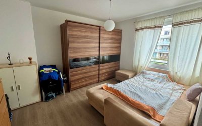 Leben am Wasser in extravaganter Lage 1,5-Zimmer-Wohnung