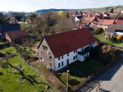 Großzügiges Bauernhaus mit 250 m² Wohnfläche und Gewerbeeinheit