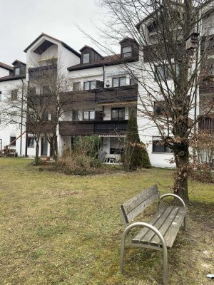 Sehr schöne 3-Zimmer-Terrassenwohnung  in ruhiger Ortsrandlage