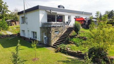 Traumhaus in Traumlage - hochwertig saniertes und geräumiges Einfamilienhaus am Naturschutzgebiet.