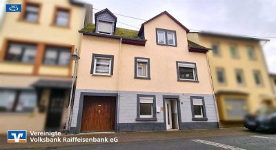 Leben Sie im Moseltal - Einfamilienhaus mit kleinem Garten, Garage und mehr....