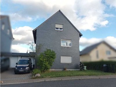 Einfamilienhaus mit vermieteter Einliegerwohnung in Hückeswagen