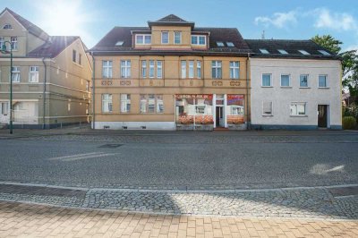 Vermietetes Wohn- und Geschäftshaus in Rhinow – ideal als Kapitalanlage!