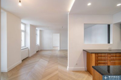 Neuwertige Zwei-Zimmer-Altbau-Wohnung mit Terrasse und Loggia! Absolute Ruhelage in herrlich begrüntem Innenhof nächst Naschmarkt!