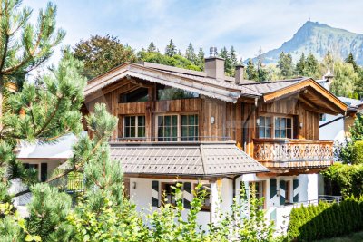 Lichtdurchflutetes Chalet in der Nähe des Golfplatzes.