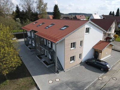 Schöne 3 Zimmer-Wohnung m. Einbauküche u. großzügigem Balkon