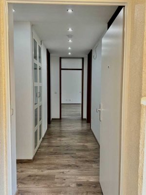 Renovierte 4-Zimmer Wohnung zu vermieten