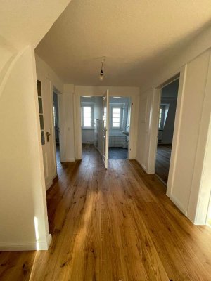 Dreifamilienhaus mit Garten und Balkon*Eigennutz möglich*Renovierte Wohnung frei*Zentral*Privat