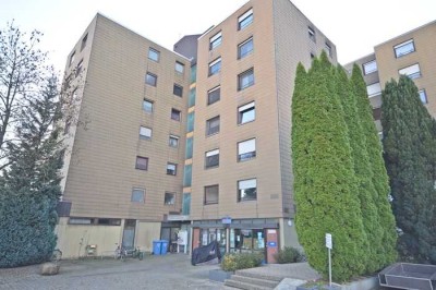 1,5-Zimmer-Wohnung mit Balkon (Aufzug vorh.) - an Einzelperson/NR/keine Haustiere