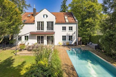 Geräumiges Einfamilienhaus mit wunderschönem Garten und beheizbarem Außen-Pool