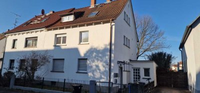 Renovierte 3,5 Zimmer EG-WE mit XXL-Garten und kleiner Gewerbeoption