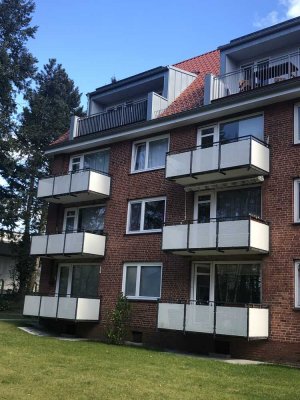 2-Zimmer DG Wohnung in Wandsbek