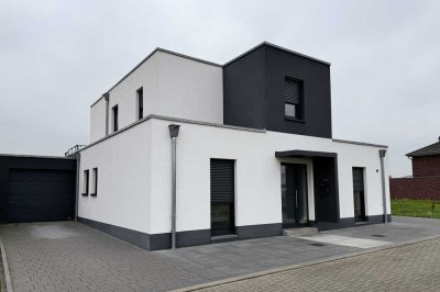 Neuwertige Wohnung mit gehobener Ausstattung und Dachterrasse in ruhiger Lage von Heinsberg-Dremmen