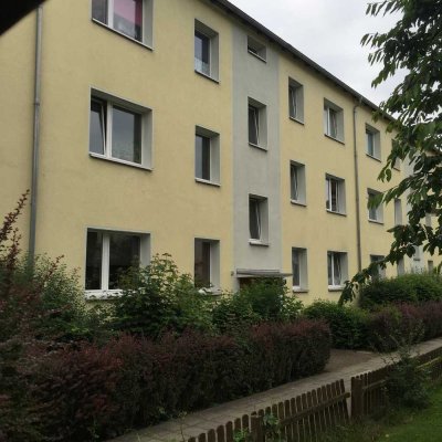 Helle gepflegte 2 Zimmer-Wohnung mit Balkon