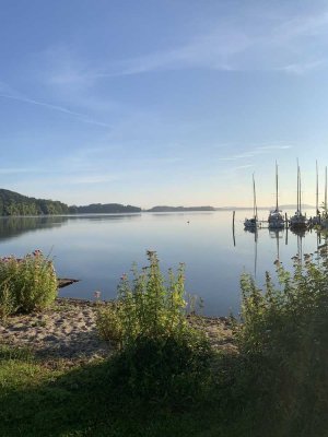 Moderne 3-Zimmerwohnung direkt am See mit Südwestbalkon