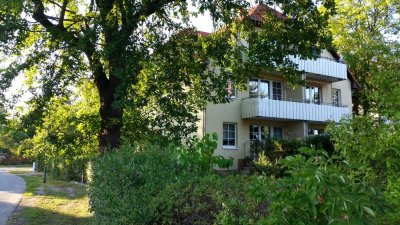 perfekt geschnittene 2-Zimmer Dachgeschosswohnung mit Südbalkon und Seeblick, EBK in Königs Wust