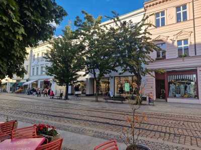 helle 2-Raumwohnung mit der Option auf einen PKW-Stellplatz