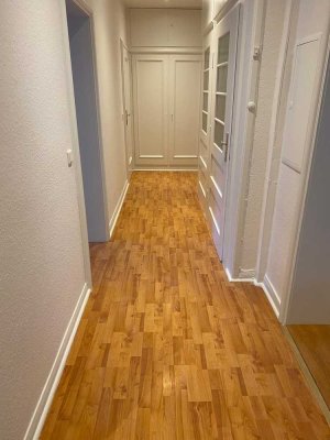 Schöne helle 4-Zimmer Wohnung