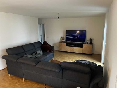 Ich suche einen Nachmieter fur Stilvolle 5-Zimmer-Penthouse-Wohnung mit Einbauküche in Karlsruhe