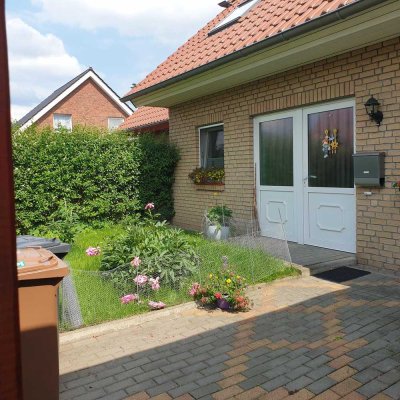 Perfekte DDH, komplett renoviert, 5 Zimmer, großer Garten