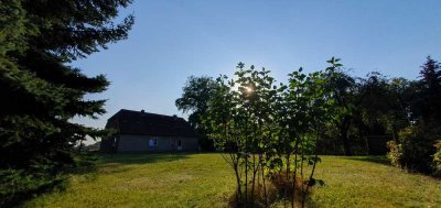 Stadtnahes Bauernhaus ca. 4000m² Grundstück, Garagen Einfamilienhaus Bauernhof bei Pinnow Schwerin