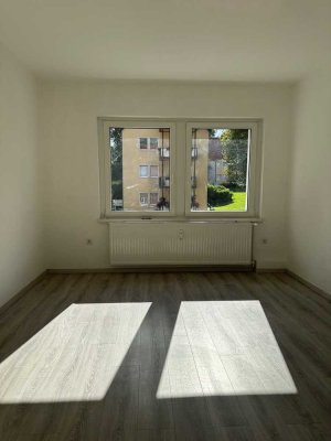 helle, gemütliche Dreizimmerwohnung  mit Balkon