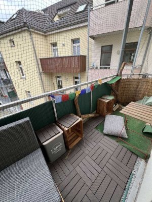 Top Kapitalanlage + super Wohnlage + Balkon + Aufzug + Einbauküche + modernisiert + fairer Preis