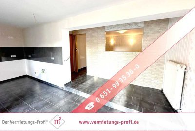 Newel: praktisch geschnittenes Appartement, 1,5 Zimmer, mit schönem Bad und Stellplatz.