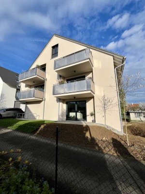 Lichtdurchflutete, offen geschnittene Maisonette-Wohnung mit einem traumhaften Blick ins Grüne