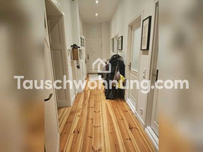 Tauschwohnung: Tausche, 4 Zimmer und 2 Balkone, gegen 2 Zimmer und 1 Balkon