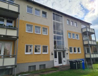 Renovierte 2-Zimmer-Wohnung mit Wannenbad***in ruhiger Wohngegend!!!