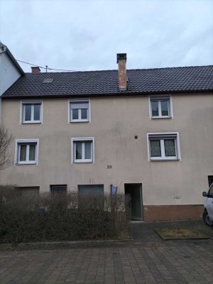 Attraktives 6-Zimmer-Haus in Reutlingen