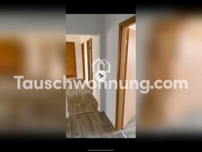 Tauschwohnung: Schöne 3 Raum Wohnung mit Balkon gege 2 Zimmer Wohnung