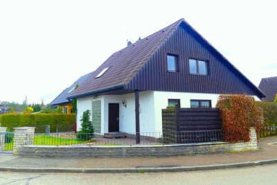 Einfamilienhaus mit Photovoltaikanlage in Wendelstein OT Röthenbach St. Wolfgang H 4593