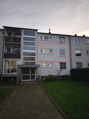 Charmante teilmöblierte 3-Zimmer-Wohnung mit Balkon in ruhiger Lage