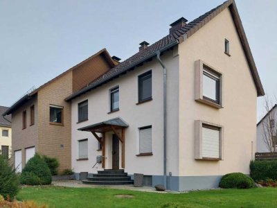 Traumhaftes Mehrgenerationenhaus in sehr schöner Lage in Fürstenberg