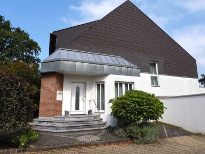 Familienfreundliches Reiheneckhaus mit Garten, Sauna und Garage in Aachen-Laurensberg!