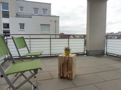 * Modern * BALKON * 2 Pkw-Stellplätze * Ruhige Citylage in Marbach