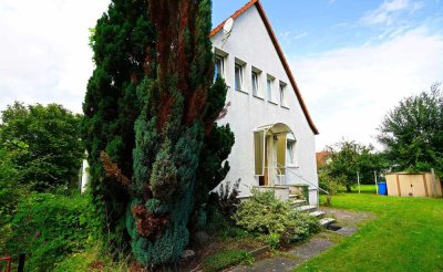 Hauptstadtmakler-Bezugsfreie Doppelhaushälfte mit Erweiterungsmöglichkeit