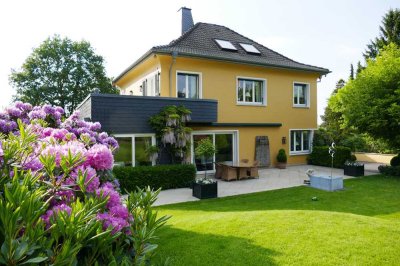 Luxuriöse Villa mit Parkanlage in bevorzugter Lage von Wuppertal-Elberfeld